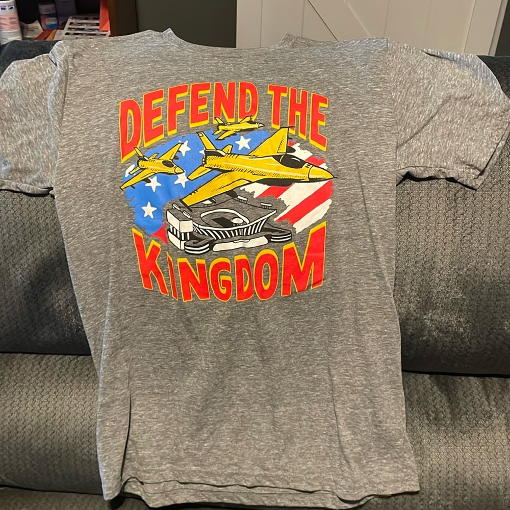 Chiefs shirts group set selling all together